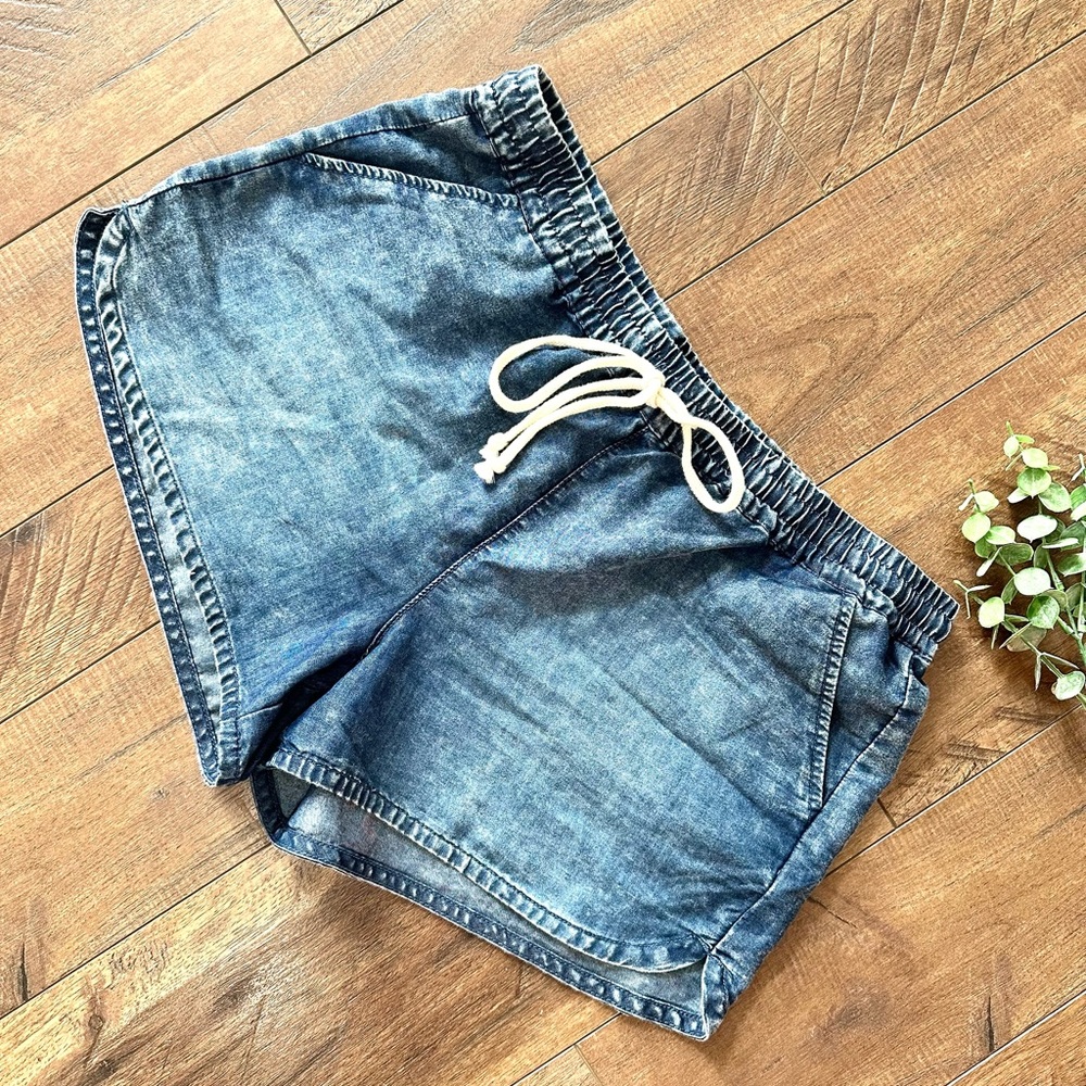 ☀️NO BOUNDARIES Denim Blue Soft Elastic Shorts